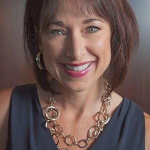 Meet your Posher, Dena